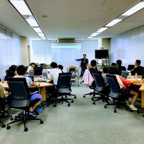 名古屋のラジオ局zip Fmが運営するプログラミングスクール Code Friends