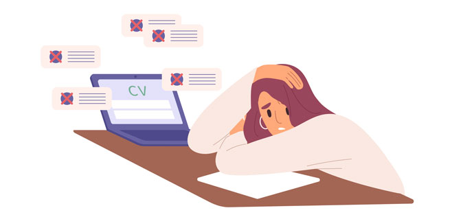 女性 悲しむ 落ち込む パソコン 不採用